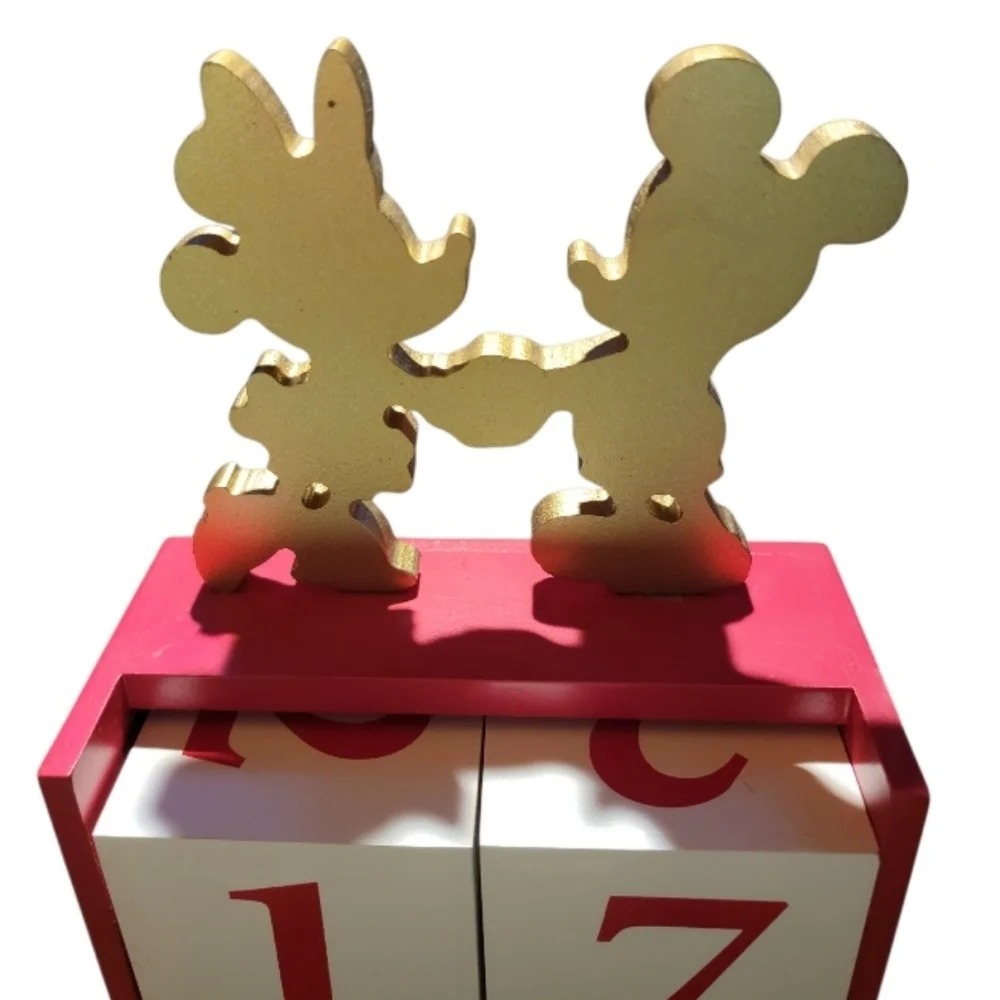 DISNEY Mickey & Minnie Wooden Perpetual Block Calendar Desk Decor
